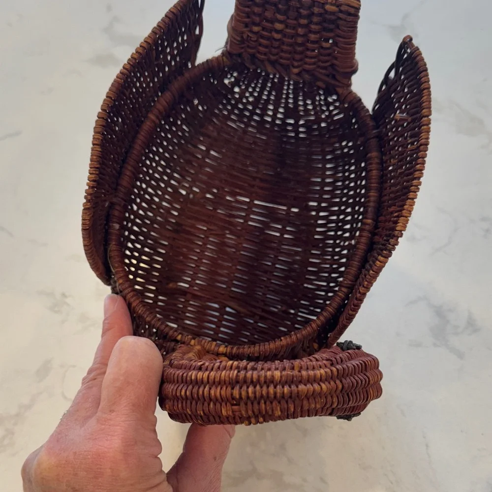 Swan Duck Woven Handcrafted Nesting Brown Wicker Basket Set of 3